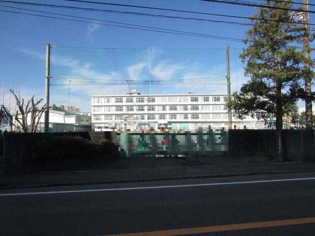 小学校　東豊田小学校（小学校）まで890m