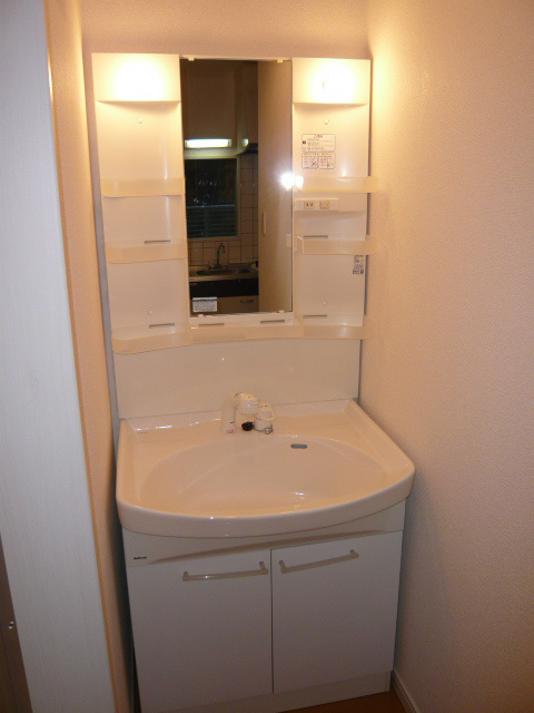 洗面設備　反転部屋参考