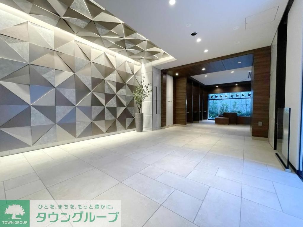 エントランス　エントランス