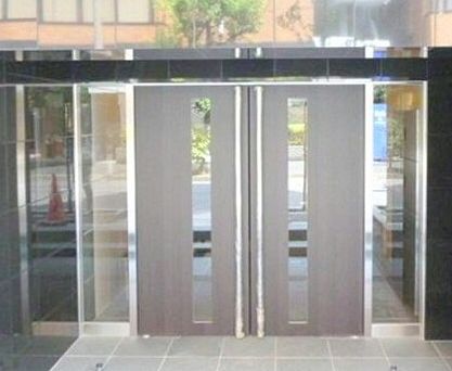 エントランス　建物の内部です