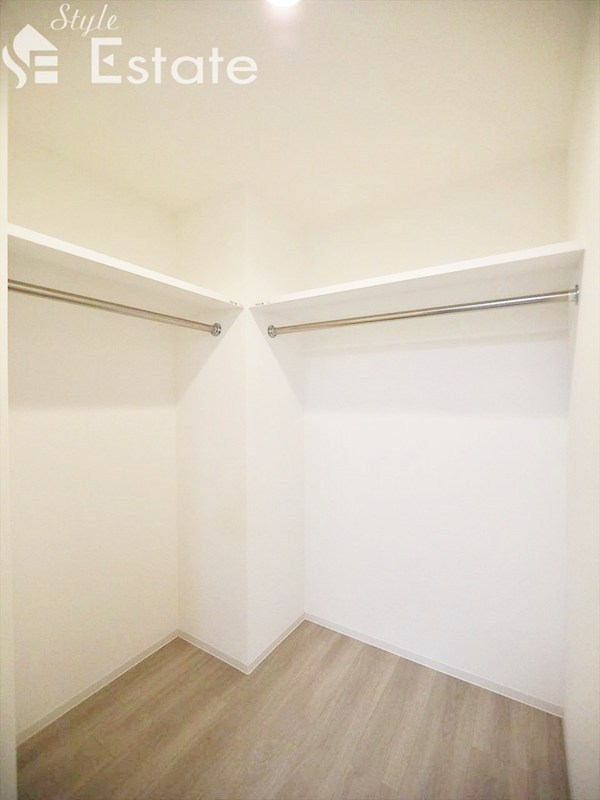 収納　ウォークインクローゼット