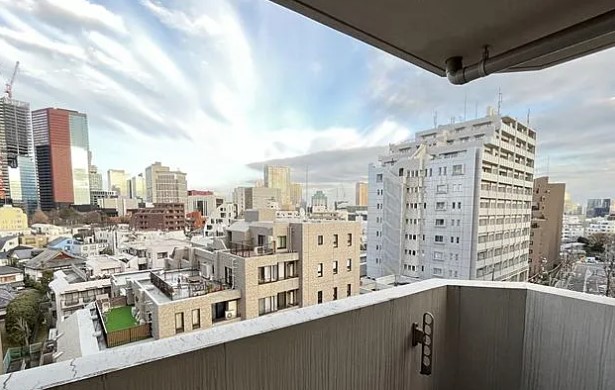 バルコニー　※同間取り参考写真