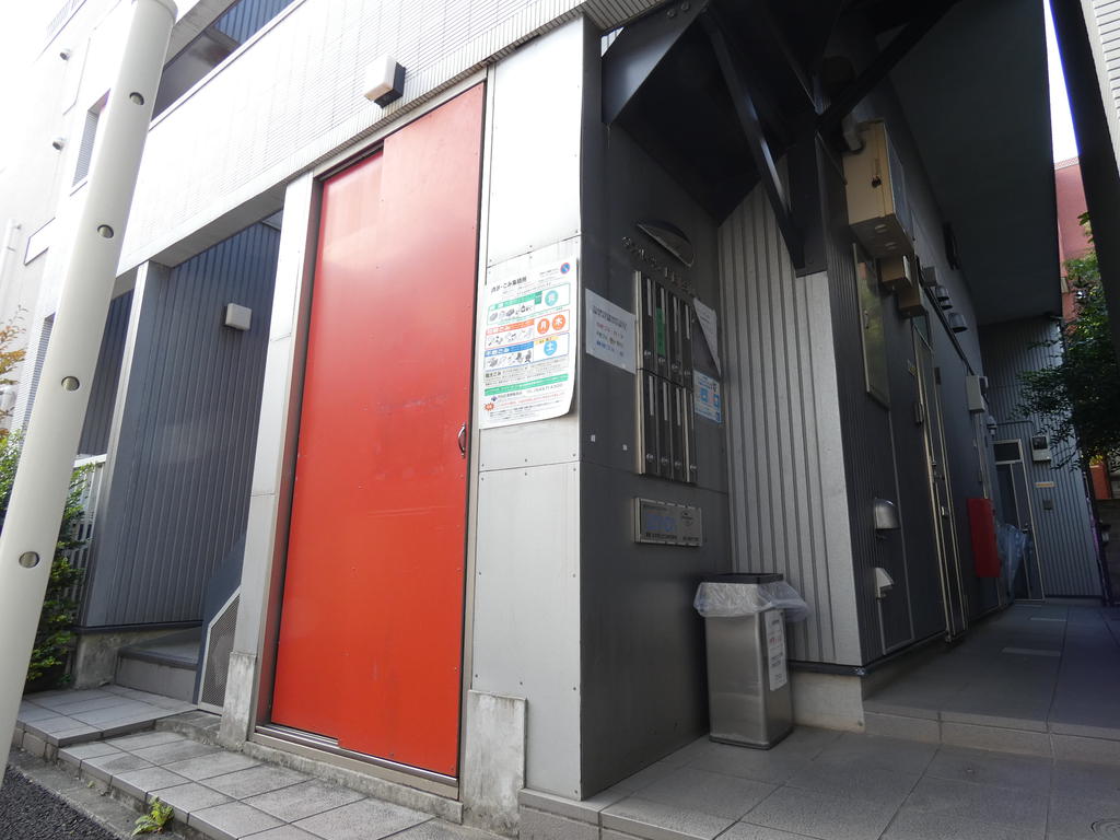 エントランス　エントランス