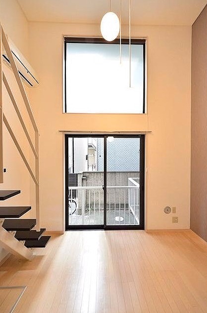 居室・リビング　内観