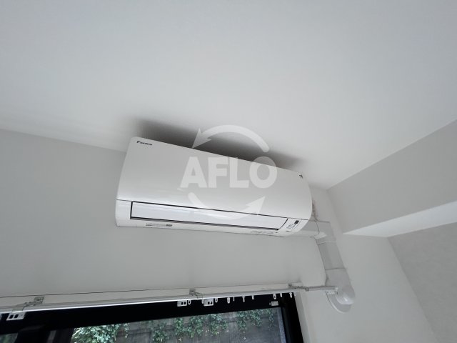 その他設備　プライマル新大阪　エアコン