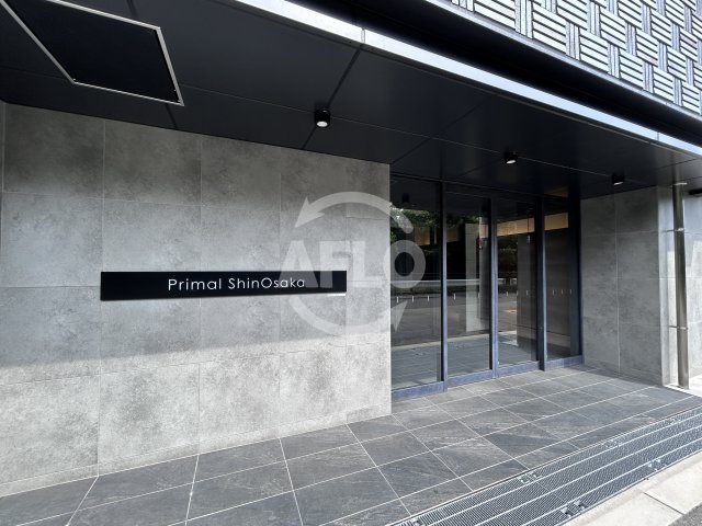 エントランス　プライマル新大阪　エントランス