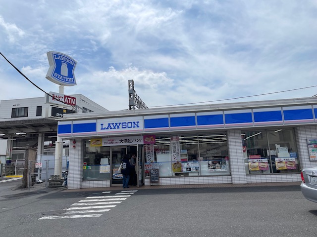 コンビニ　ローソン（コンビニ）まで602m