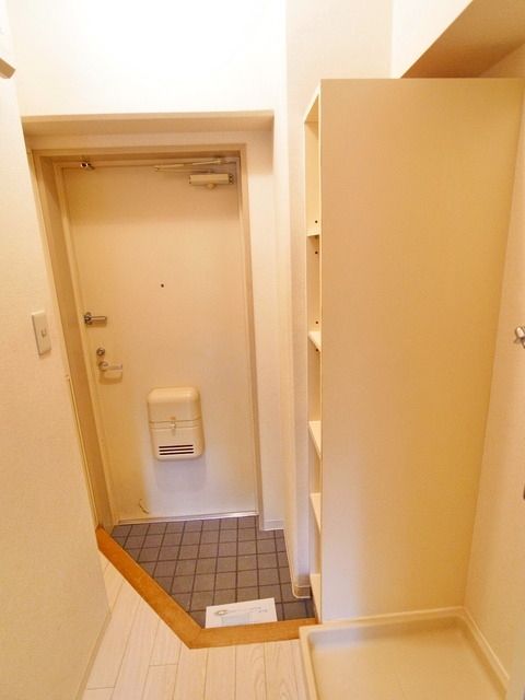 玄関　タウンハウジングまで