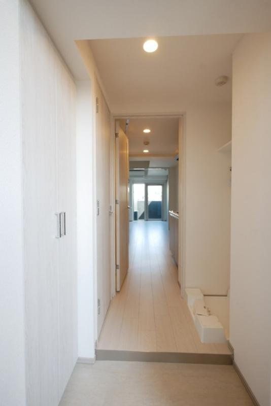 玄関　リビング