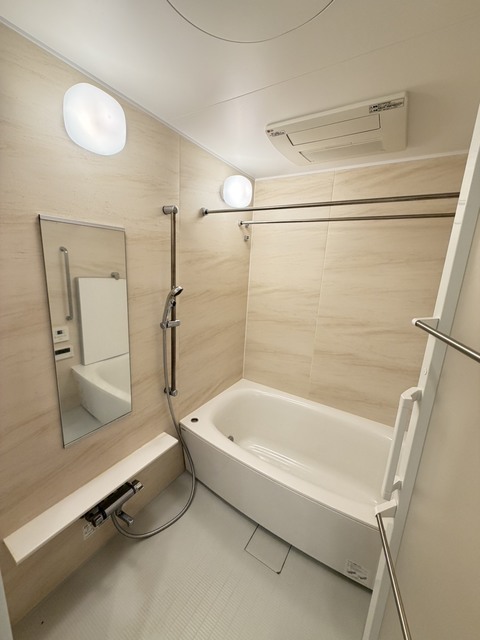 バス・シャワールーム