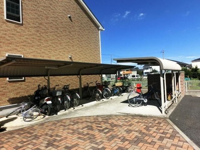 その他共有部分　屋根付き駐輪場