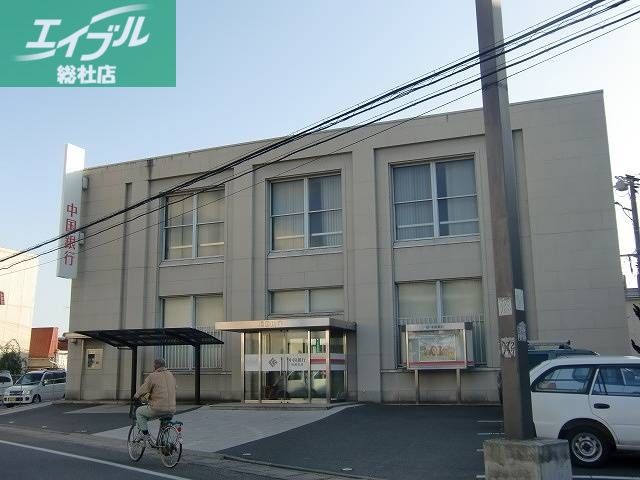 銀行　中国銀行庭瀬支店（銀行）まで418m