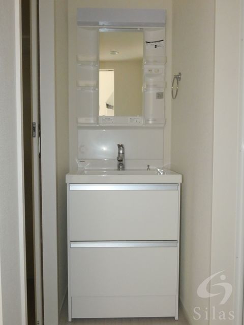 洗面設備　同仕様