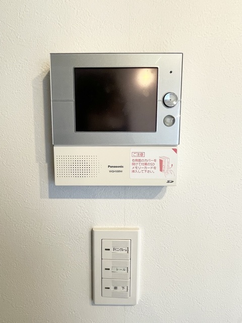 セキュリティ　☆ＴＶモニタ付きインターフォン☆※前回募集時のお写真です※