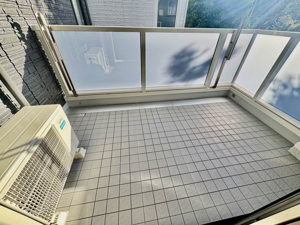 バルコニー　バルコニー