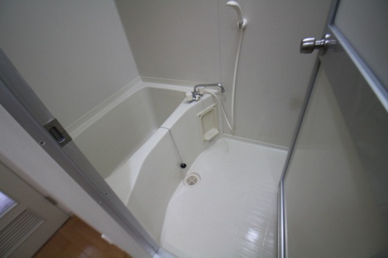 バス・シャワールーム　※別号室の写真です。