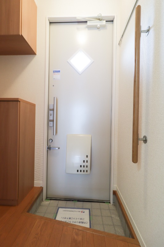 玄関　図面と現状に相違がある場合には現状を優先