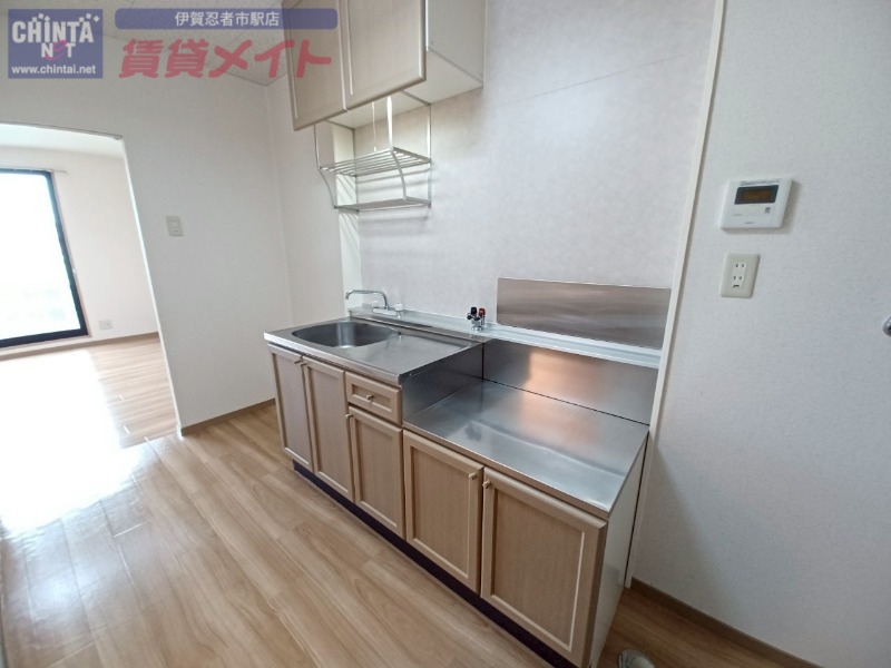 キッチン　同物件別室写真