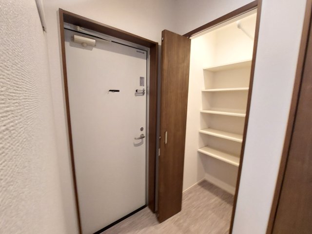 玄関　※同施工会社写真