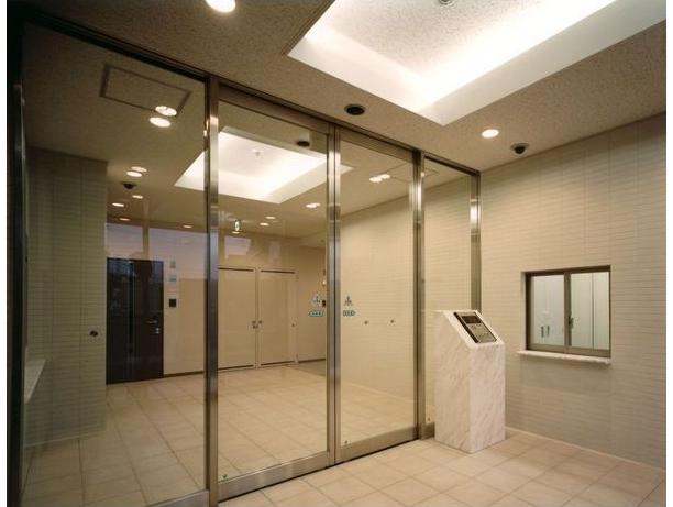 エントランス　エントランス部分