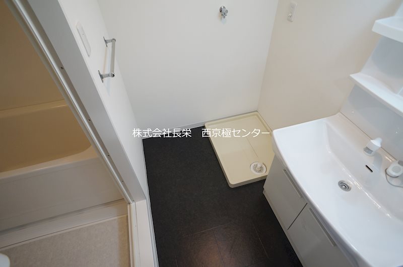 洗面設備　※同建物・別号室の写真です★（実際のお部屋とは異なります）