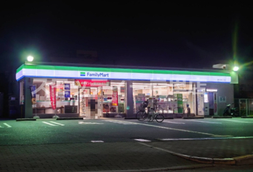 コンビニ　ファミリーマート 遠里小野二丁目店（コンビニ）まで145m