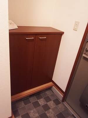 玄関　シューズボックス