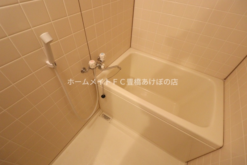 バス・シャワールーム　同型別部屋写真