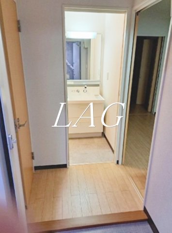 玄関　玄関です。