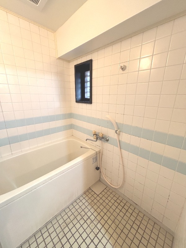 バス・シャワールーム　別号室イメージ