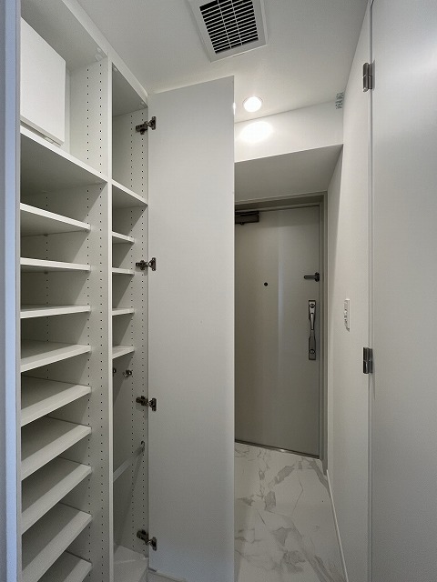 その他設備　シューズボックス