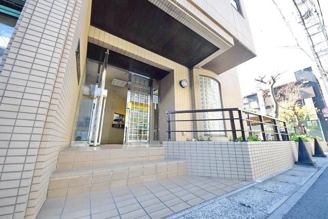 エントランス　エントランス入口です