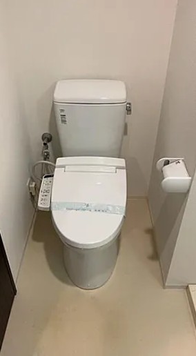 トイレ　トイレ