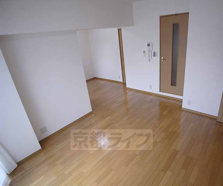 居室・リビング　広々洋室１１帖