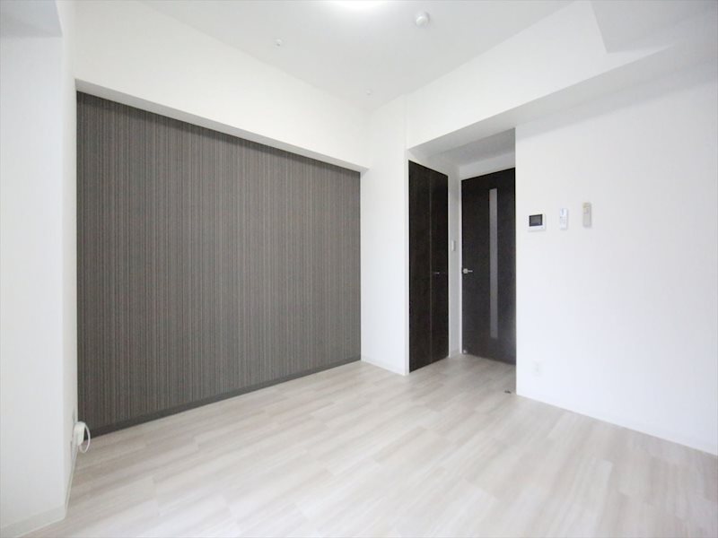 その他部屋・スペース　洋室7帖　エアコン完備　バルコニーに面しています