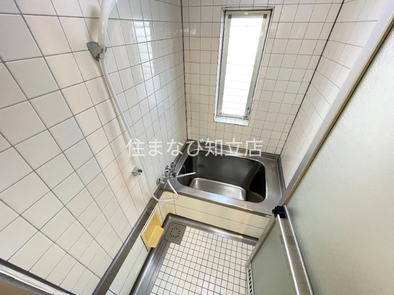 バス・シャワールーム　同型別部屋写真