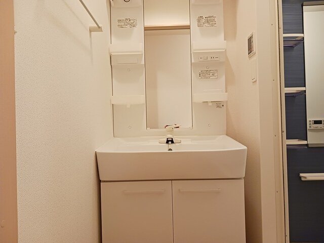洗面設備　広い洗面スペース