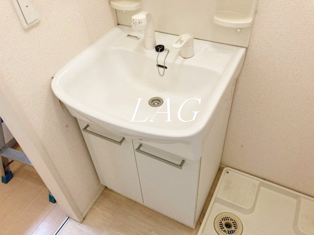 洗面設備　洗面台です。