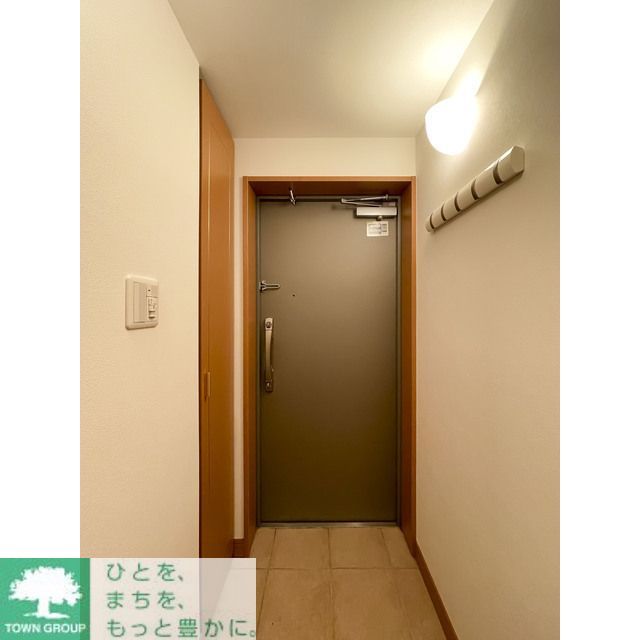 玄関　お部屋探しは株式会社　タウンハウジング　までお気軽にお問合…