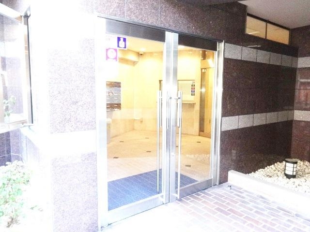 エントランス　お帰りなさいませ。