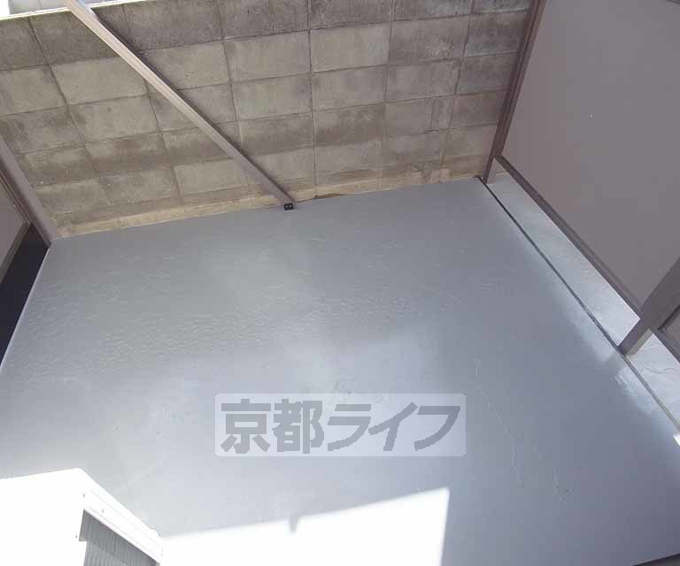 バルコニー　日当たり良好です。