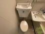 トイレ　こちらはトイレです。清潔感があり、安心して使用できます。