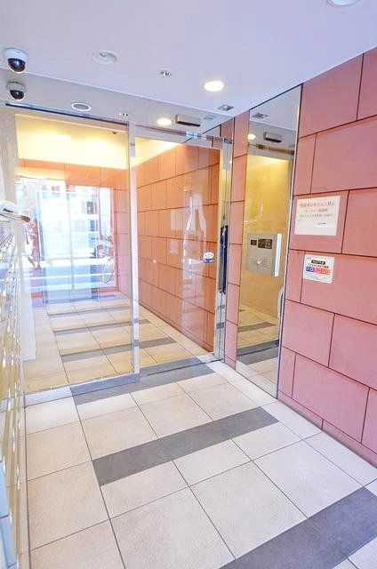 エントランス　☆あると嬉しいオートロック♪☆