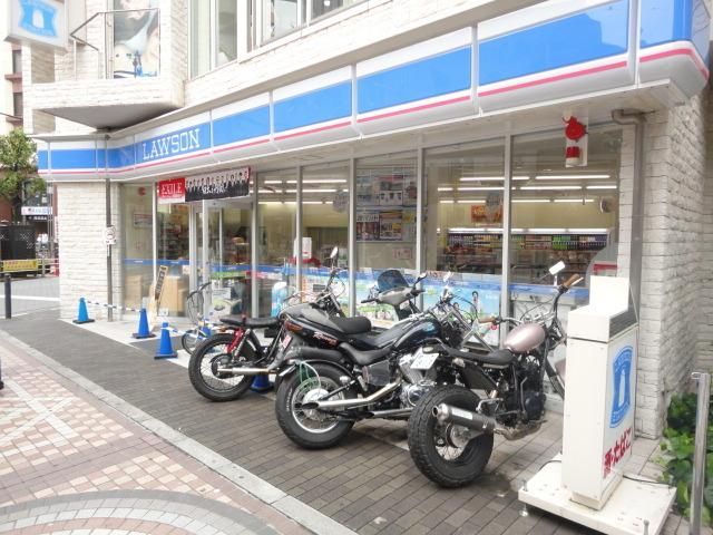 コンビニ　ローソン（コンビニ）まで1m