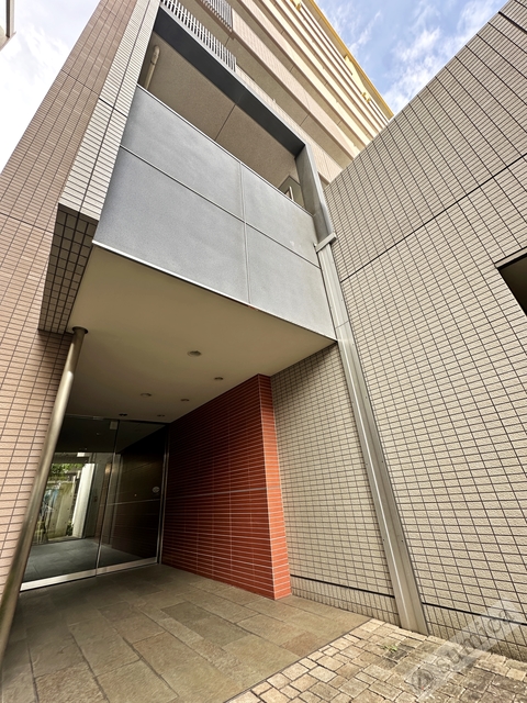 エントランス　豪華マンション入り口がお出迎え♪♪