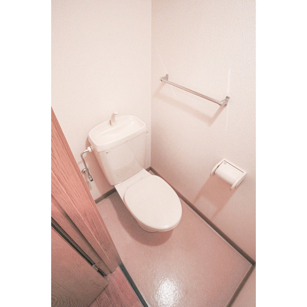 トイレ　同じ建物の別のお部屋