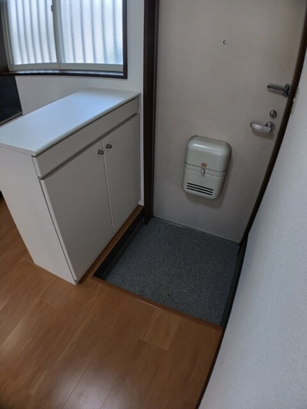 玄関　図面と現状に相違がある場合には現状を優先