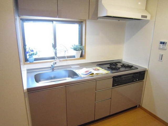 キッチン　家具はイメージです