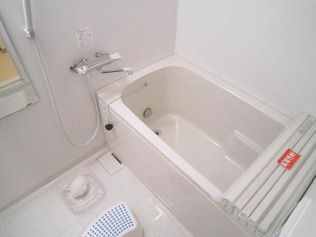 バス・シャワールーム　家具はイメージです