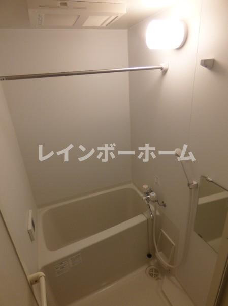 バス・シャワールーム　お風呂です